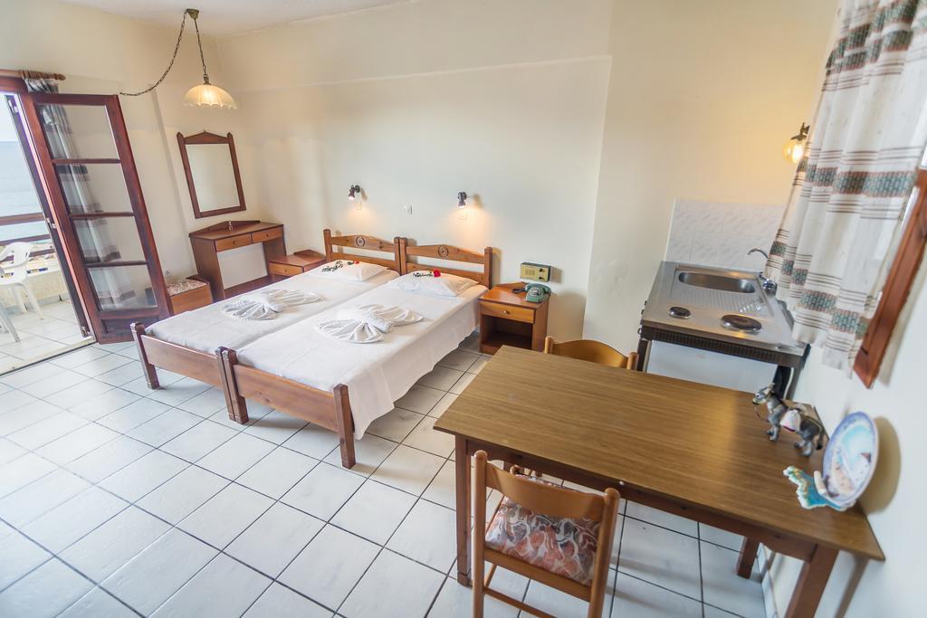 Yiannis Ηotel Foiníkion Zewnętrze zdjęcie