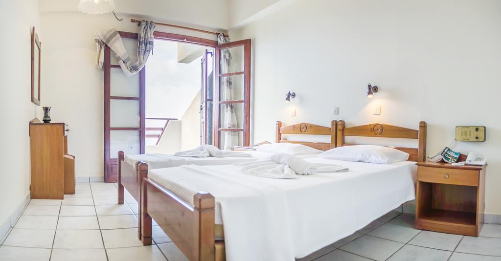 Yiannis Ηotel Foiníkion Zewnętrze zdjęcie