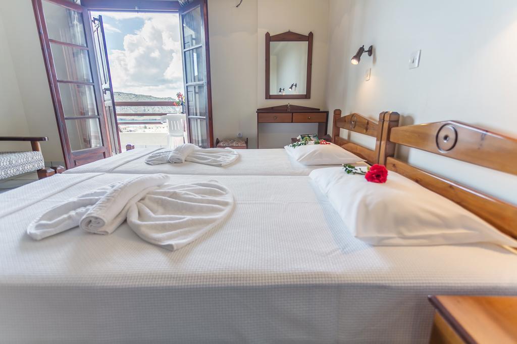 Yiannis Ηotel Foiníkion Zewnętrze zdjęcie
